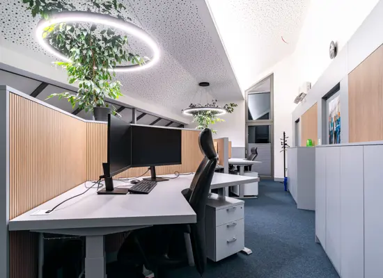 Neue Arbeitsumgebung bei Intec: Modern und produktiv! Neue Arbeitsumgebung bei Intec: Modern und produktiv!
